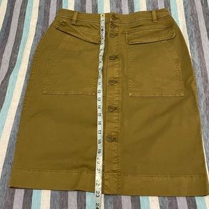 J. Crew buttoned skirt—NWOT.  Old-school J-Crew quality. Size 10.